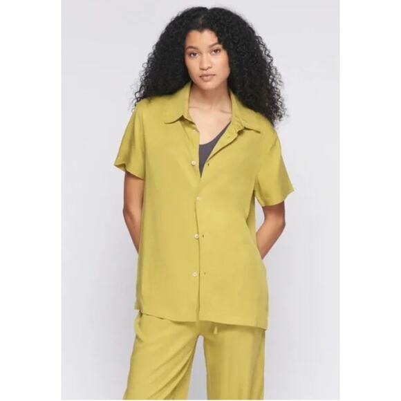 KOTN Flow Unisex Button Down Short Sleeved Top – Chartreuse Yellow Size S - Picture 1 of 8